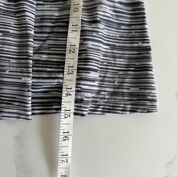 LL Bean Skort Size Small with Back Zipper - Picture 7 of 9